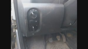 не выключается ближний свет на гранте