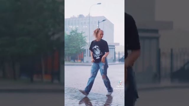 Танцы под дождем? смотреть онлайн