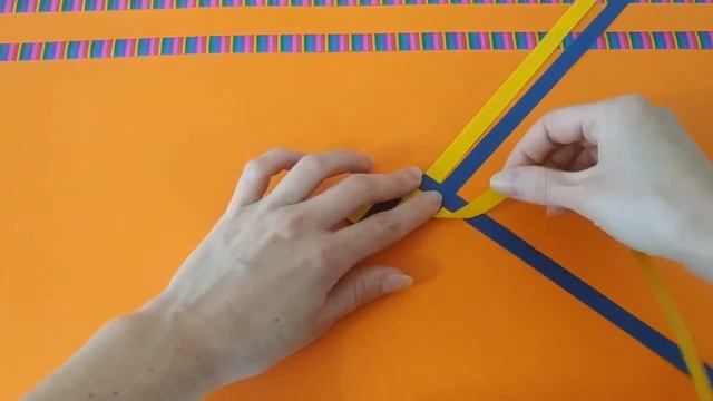DIY Paper Bracelet.//Браслет из бумаги своими руками.
