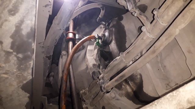 Прокачка сцепления. Мерседес АТЕГО. смотреть онлайн