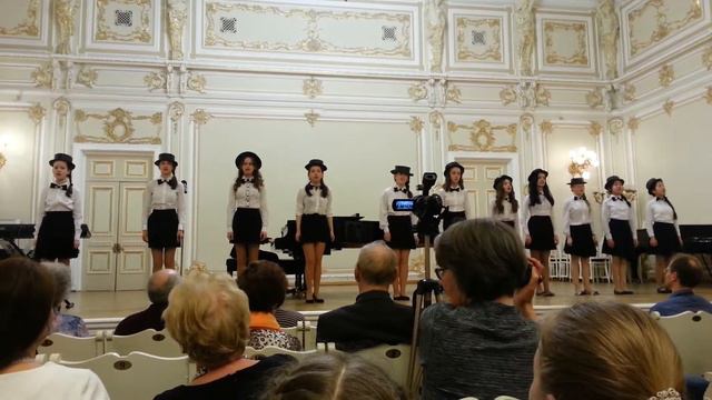 Ансамбль Контрасты. Старый рояль. смотреть онлайн