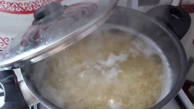 Фрукты ящиками. Крышка с "секретом".Опять удачный улов.#жизньвдеревне смотреть онлайн