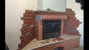 Ремонт углового камина с чугунной топкой / Камин после пожара / Облицовка камина
