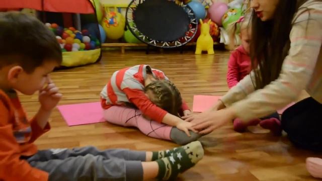 гимнастика,лфк,baby-dance,хип-хоп 3-5 лет при ДЦРР Вундеркинд,г Запорожье,Космос,Чумаченко 30б. смотреть онлайн