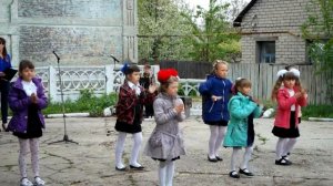 Танец-"Мой дед уходил на войну"9 мая 2017г.