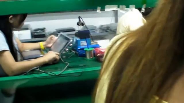 Китайский завод планшетов (или как делают планшеты) смотреть онлайн