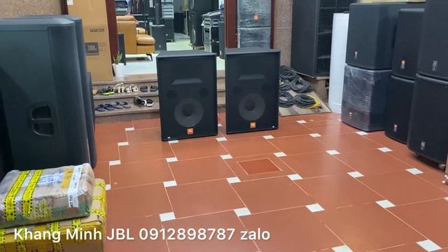 Ai sành sỏi sẽ sở hữu chơi cập loa số 1 này hát bài thứ nhất đợi chủ nhân ? смотреть онлайн