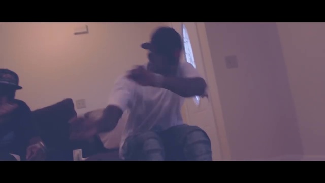 RUN UP A CHECK (OFFICIAL MUSIC VIDEO) FEAT. MDC смотреть онлайн