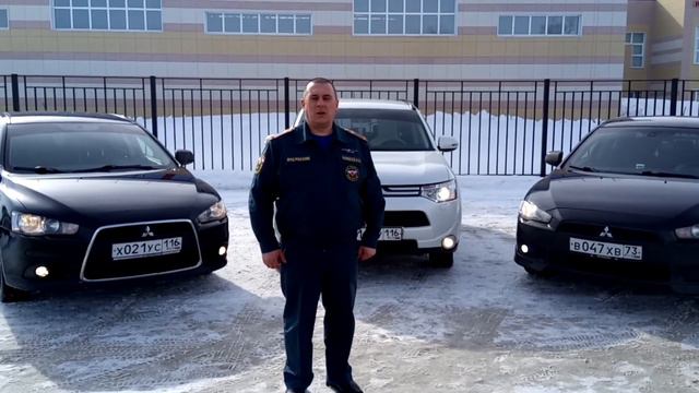 Поздравление от мужчин МЧС с 8 марта! смотреть онлайн