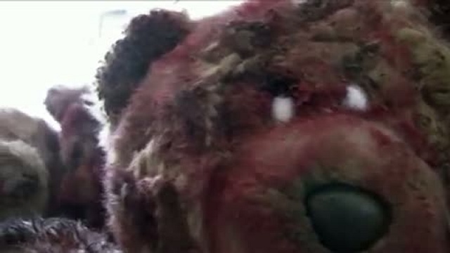 Zombies contre Ours en Peluche смотреть онлайн