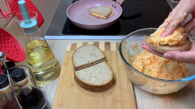 Такие вкусные и такие необычные горячие бутерброды! Их полюбит вся семья! смотреть онлайн