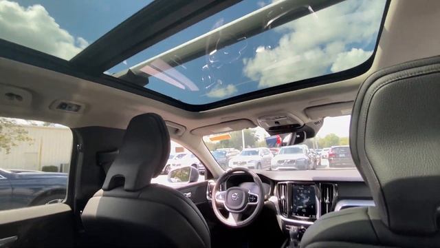 2020 Volvo V60 Walk-Around And Full Tour смотреть онлайн
