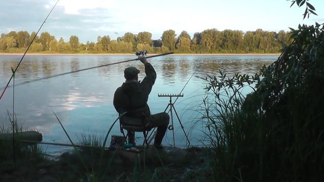 Рыбалка на Вятке, отпуск и здоровенные язи! смотреть онлайн