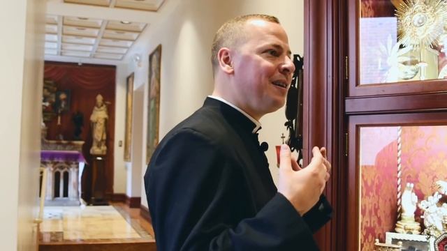 Protestant Tours STUNNING Catholic Church (Cantius Part 1) смотреть онлайн