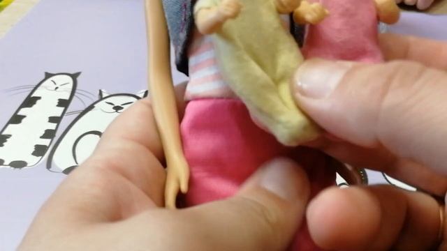 Кто оригинал или поделка Барби? смотреть онлайн