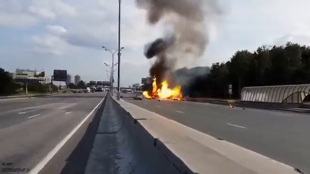 Взорвались баллоны с газом ЖЕСТЬ!!! смотреть онлайн