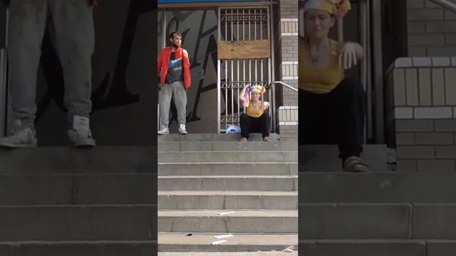 [ Альбом ]
Город-сказка, город мечта, попадая в его сети пропадаешь навсегда. Филадельфия в США. Люб смотреть онлайн