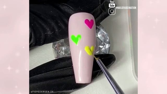 HEART NAIL ART AT HOME w/ DOTTING TOOL FOR BEGINNERS | GEL POLISH NAILS TUTORIAL | NAILS FASCINATIO смотреть онлайн