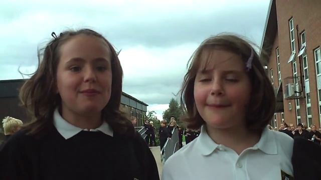 Welcome To Holmes Chapel! смотреть онлайн