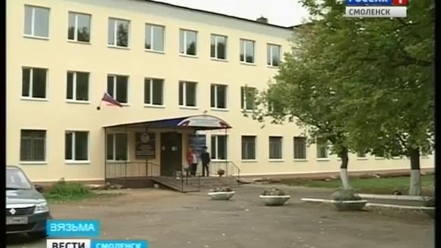 В Смоленской области дипломированным экономистам, юристам и менеджерам сложно устроиться на работу смотреть онлайн