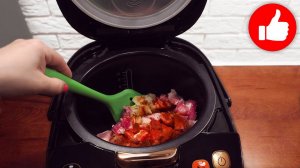 Так ужин мало кто готовит, а зря! Самый простой и вкусный рецепт свинины с луком в мультиварке!