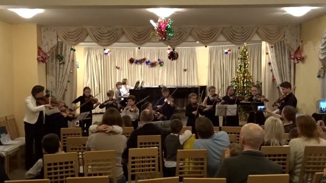 "Танец Анитры" Э.Григ, ансамбль скрипачей класс С.Б.Пильченой 26.12.17 смотреть онлайн