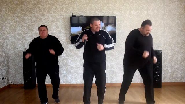 Владимир Дубровский Белые розы Cover смотреть онлайн