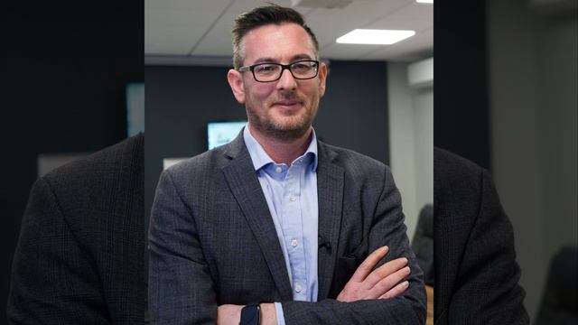 Joe Higgins is interviewed on The Pat Kenny Show on Newstalk смотреть онлайн