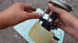 ШЕВРОЛЕ НИВА КАК ПОМЕНЯТЬ ФИЛЬТР БЕНЗОНАСОСА ?