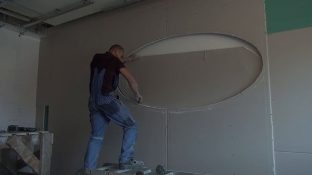 ГИПОКАРТОН. ЭЛЛИПС. Строительный лайфхак. Разметка и фрезерование ЭЛЛИПСа на гипсокартоне.