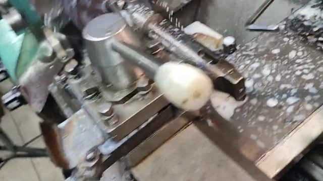 Сверление на токарном на подаче. смотреть онлайн