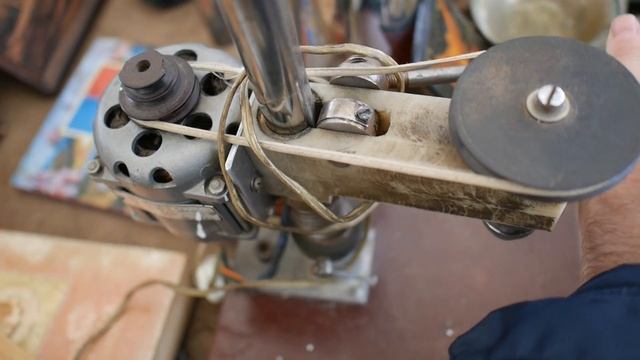 Самодельный сверлильный станок с лентой вместо реечной-шестеренчатой передачи смотреть онлайн