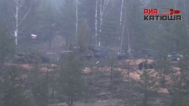 День ракетных войск и артиллерии на полигоне «Луга» в Ленинградской области смотреть онлайн