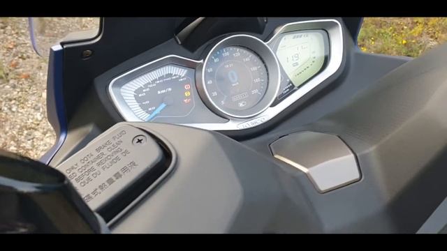 Kymco Xciting S 400i ABS краткий обзор смотреть онлайн
