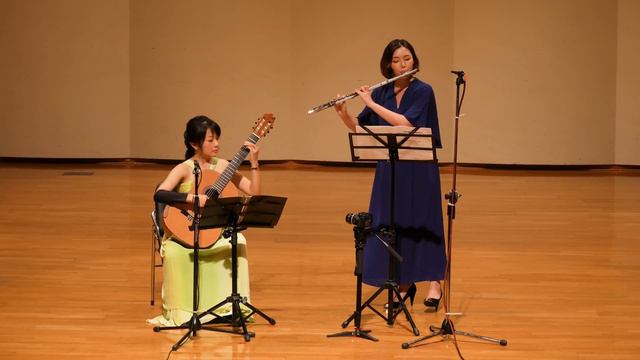 李昭瑩 & 孫婉蓁 - Cafe 1930 from L'Histoire du Tango by Astor Piazzolla смотреть онлайн