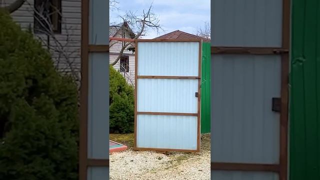 Упал очередной навес из поликарбоната ( установил своего производства, который уже не подведет )