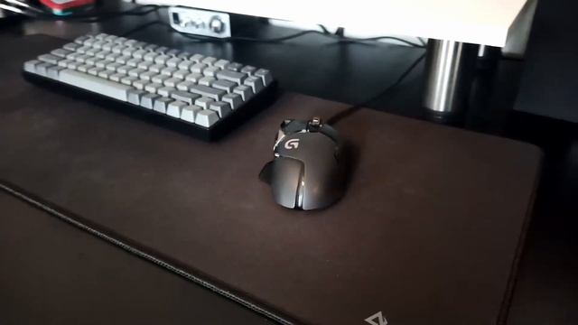 Budget Programming and IT Desk Setup Tour смотреть онлайн