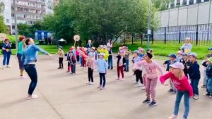 "Тесто дружно мы помнем"