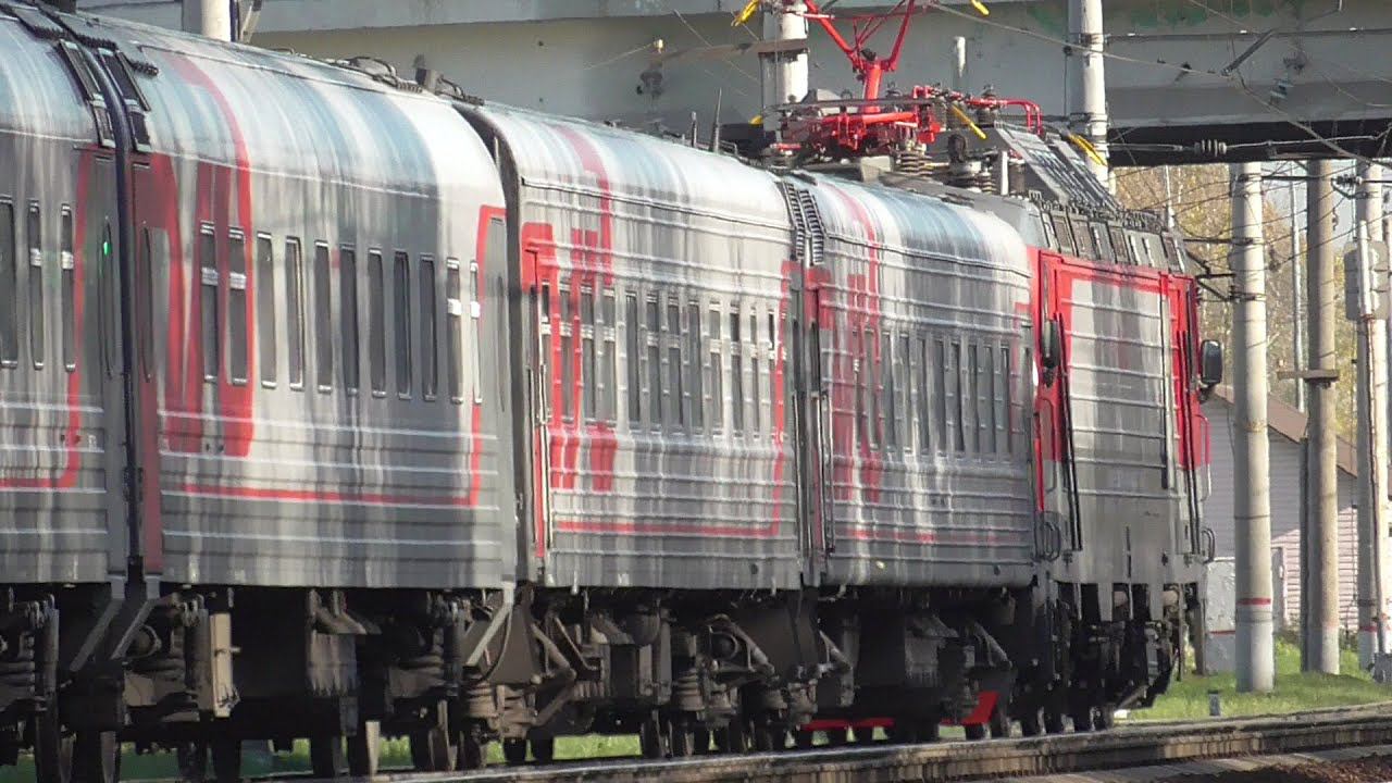 ВЛ10-420 и поезд№030с Москва-Новороссийск смотреть онлайн