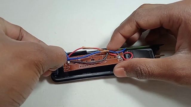 Trimmer को Mobile Charger से Chalaye | Trimmer Machine Repair | How To Make Trimmer Repair | смотреть онлайн