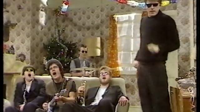 Madness Our House Top Of The Pops смотреть онлайн
