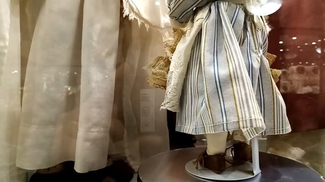 КУКЛЫ КОТОРЫЕ СТОЯТ БАСНОСЛОВНЫХ ДЕНЕГ #шикарно#антиквариат#дорогиеигрушки#красота смотреть онлайн