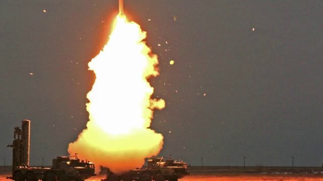 Краткий обзор зенитно-ракетной системы С-400 «Триумф» смотреть онлайн