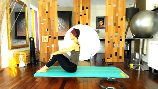 PILATES / LIVE 33 смотреть онлайн