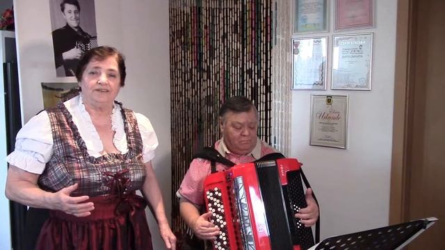 Муз.неизвестен"Ну вот опять" обр В Мозбах,исп.дуэт"Мелодии души". смотреть онлайн