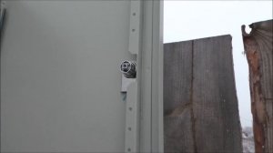 Как установить замок на электрощит