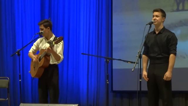 23. В жёлтой жаркой Африке (исполняют Слава Григорян, Сергей Тоцкий) смотреть онлайн