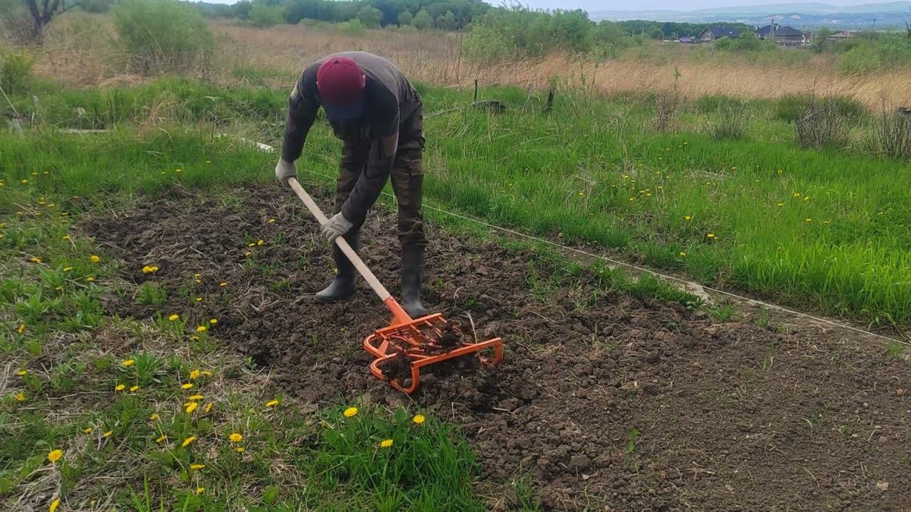 Тестирую чудо-лопату