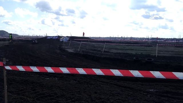 Мотокросс.Чемпионат Украины. Квадроциклы. Пробный заезд. смотреть онлайн
