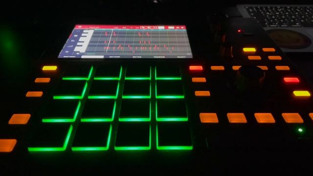 AKAI MPC ONE - Fruity Taste Song 2021 - Synth Pop Live Video #akai #mpc #live смотреть онлайн